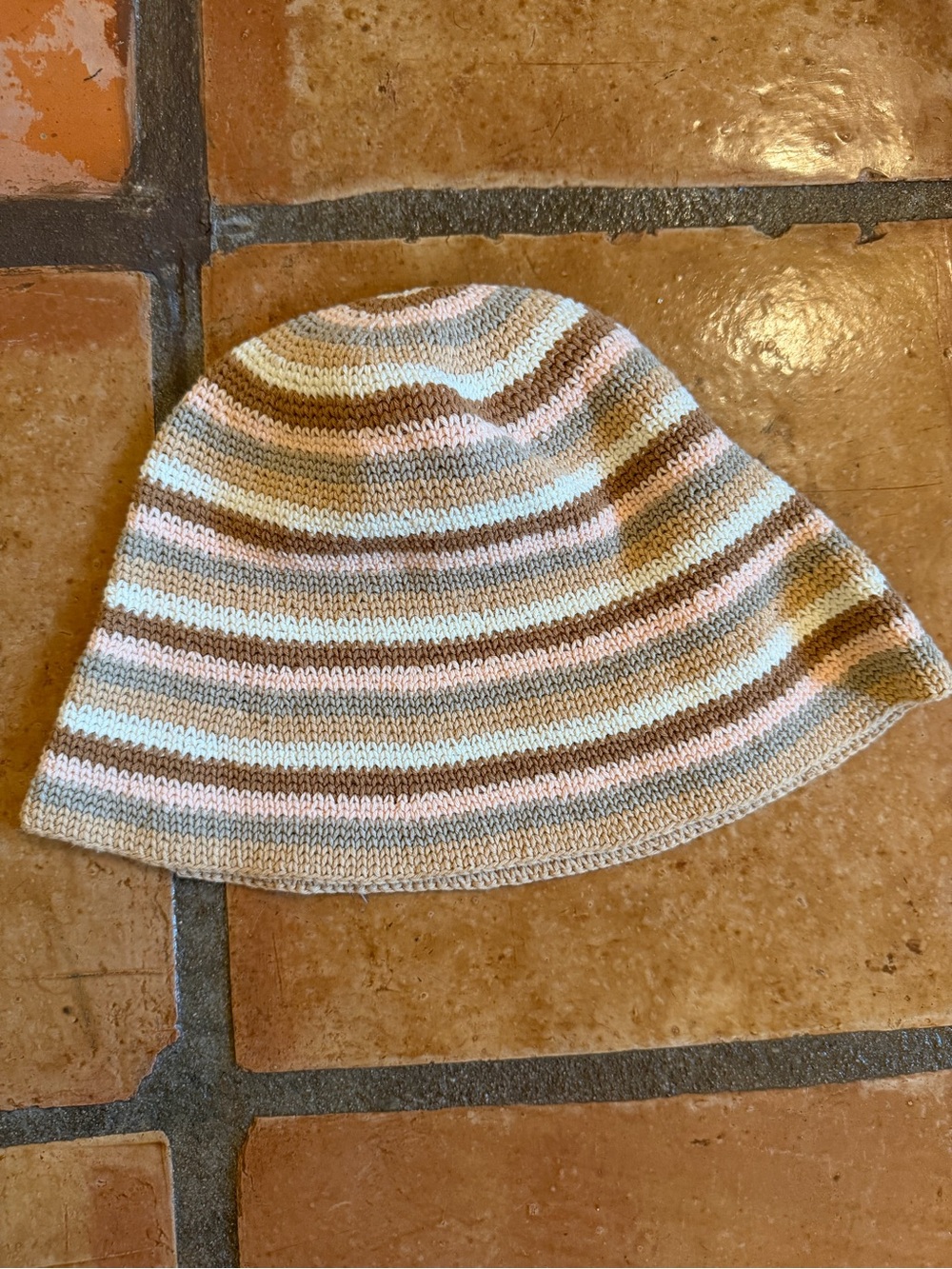 Knit Bucket Hat - Pink, Brown & Cream